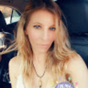 Meet your Posher, Malissa